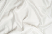 Muat gambar ke penampil Galeri, Arter Extra Cover Outer Duvet in Blissful White
