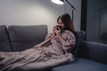 Muat gambar ke penampil Galeri, Arter Extra Cover Outer Duvet in Signature Champagne